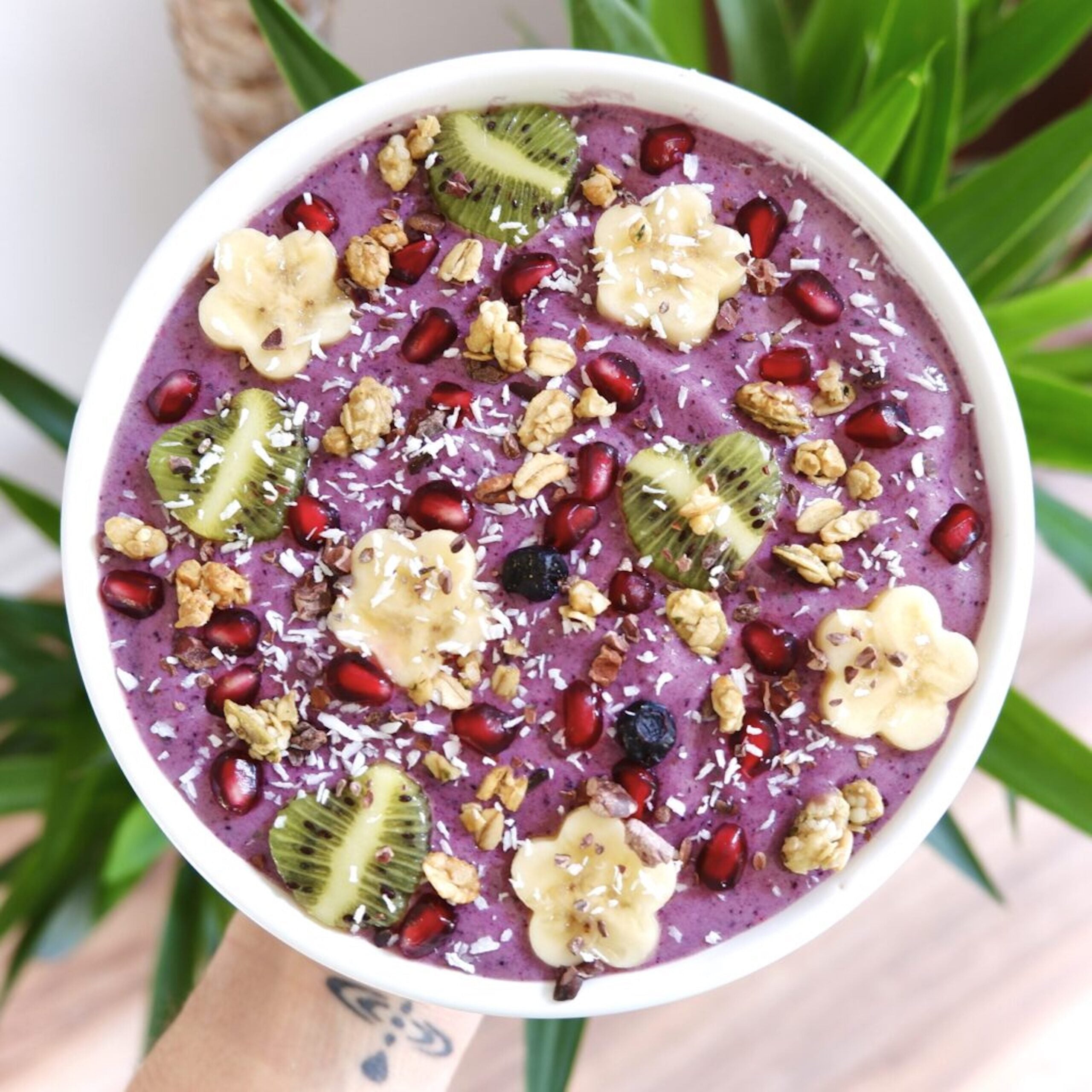 Tropical Blueberry Bowl Recipe | Wyman's