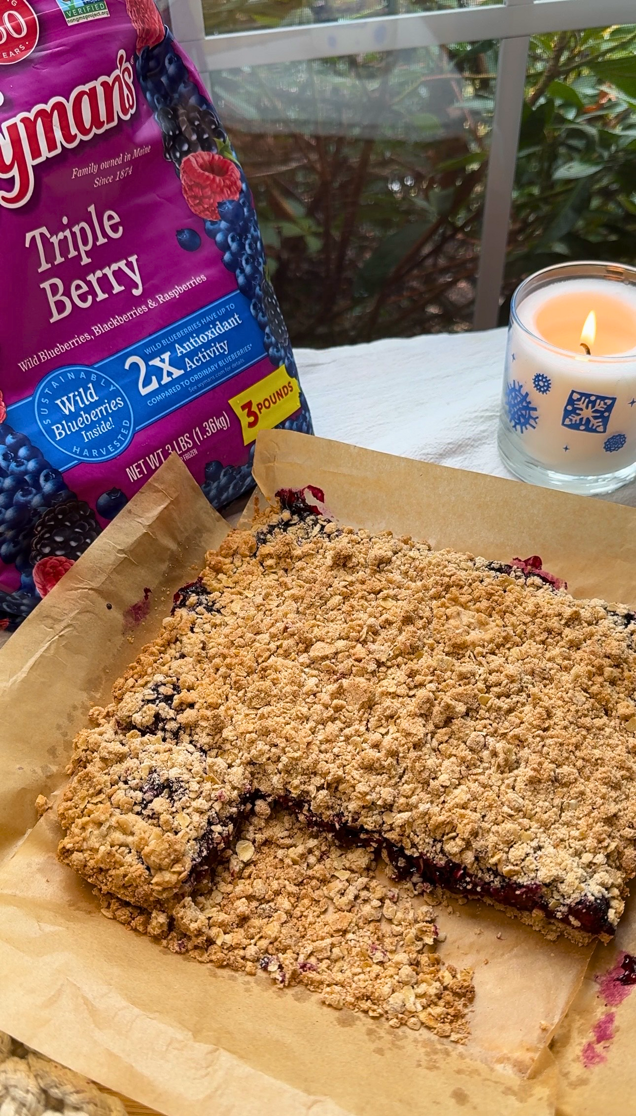 Triple Berry Crumble Bars