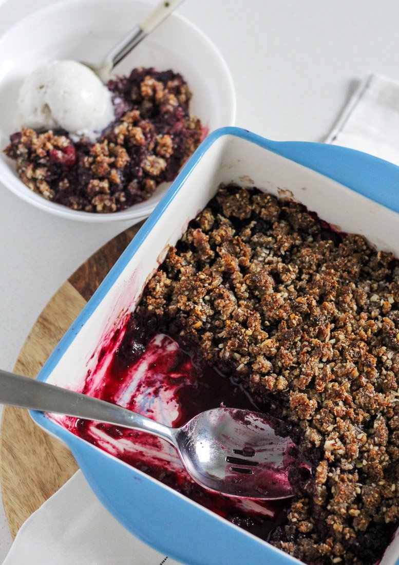 Paleo Triple Berry Crumble (Gluten-Free, No-Added-Sugar)