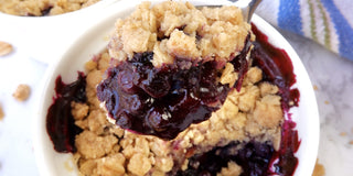 Wyman’s Wild Blueberry Crumble (Gluten-Free)